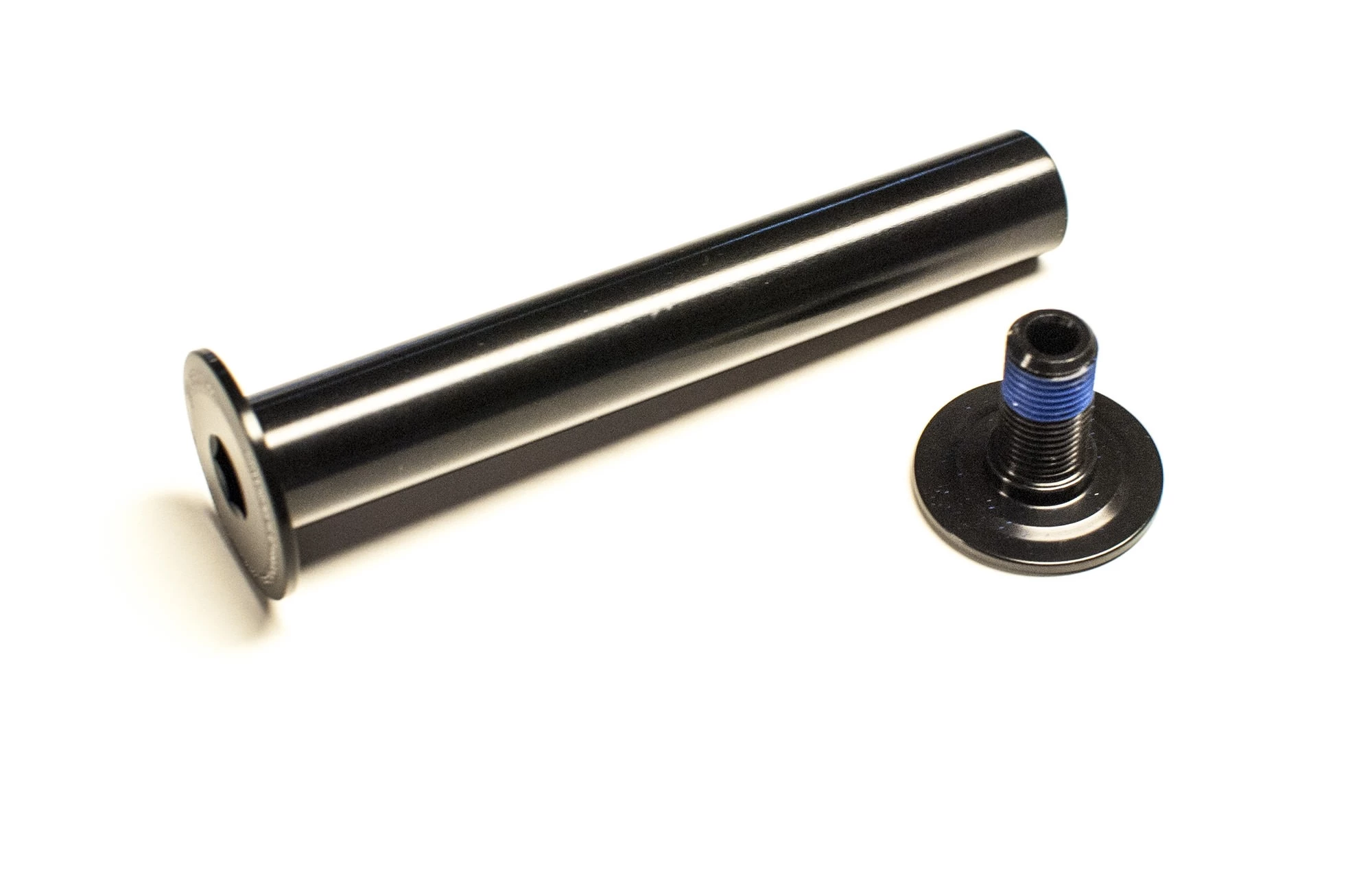 AXE DE U LINK / TRIANGLE ARRIERE SUPREME DH V4 ET V4.2 3 AXE DE U LINK / TRIANGLE ARRIERE SUPREME DH V4 ET V4.2